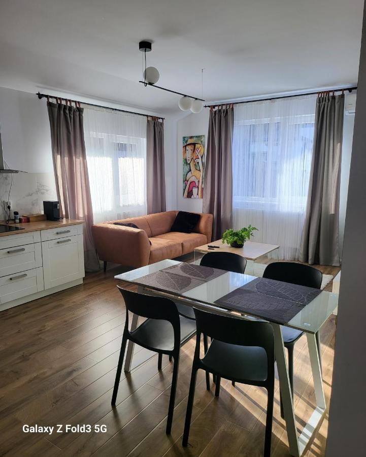 David's Place * Floreşti